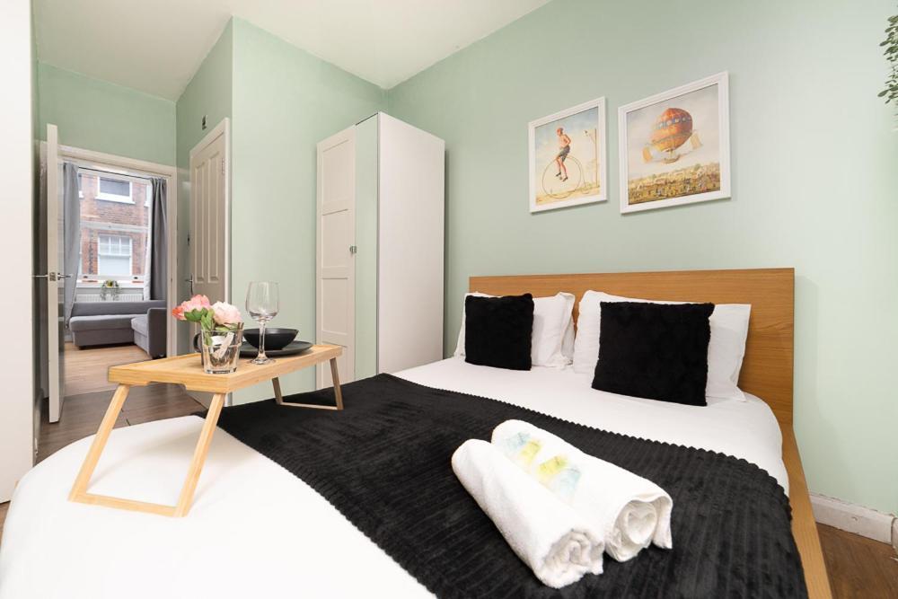 Luxury Stay In Holborn Walk To Oxford Street & Covent Garden 런던 외부 사진